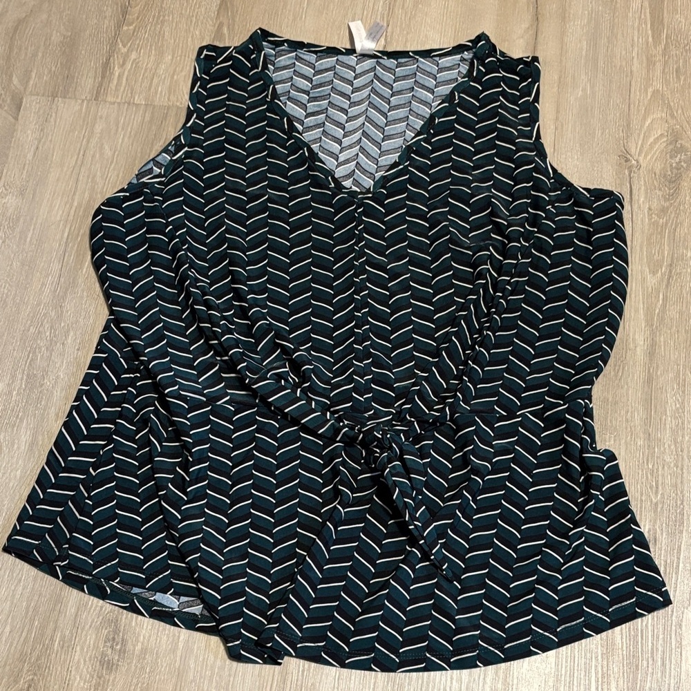 Elegant Black and White Chevron‎ Women's Blouse